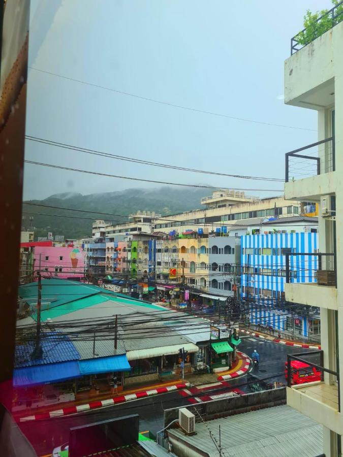 Happy Holidays Hotel Patong Exterior photo