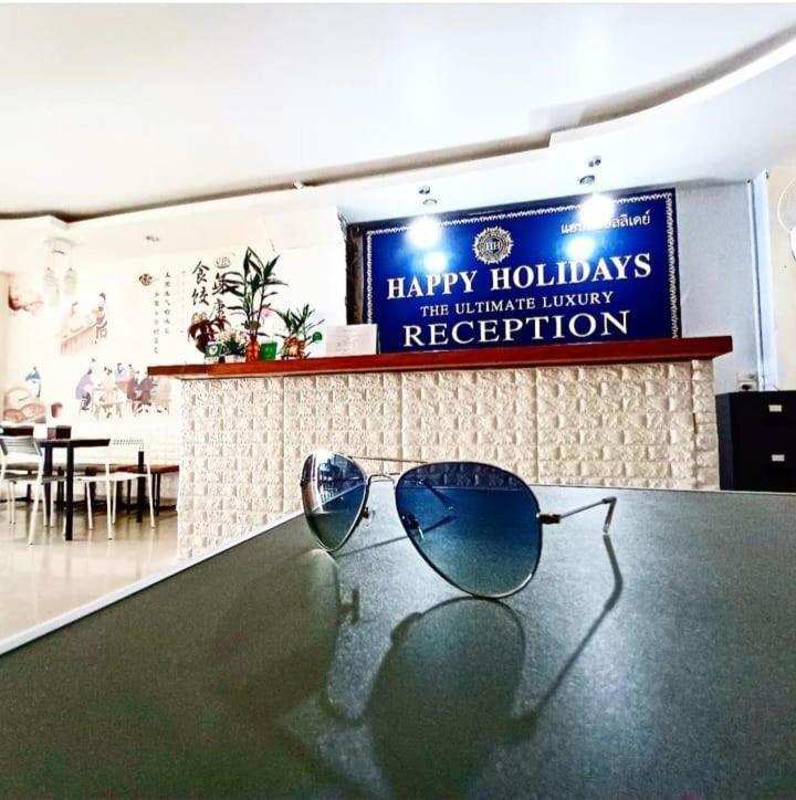 Happy Holidays Hotel Patong Exterior photo